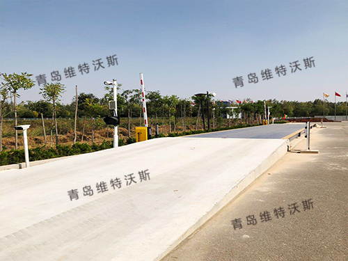 自動稱重地磅 .jpg 自動稱重地磅 .jpg