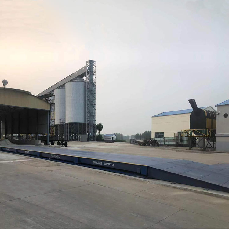 黑龍江齊齊哈爾糧倉移動地磅秤100噸鋼基礎移動地磅 黑龍江齊齊哈爾糧倉移動地磅秤100噸鋼基礎移動地磅