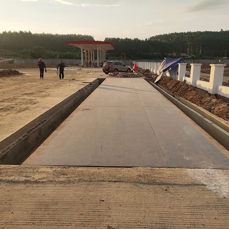 湖北宜昌地磅汽車衡120噸電子地磅客戶現(xiàn)場(chǎng) 湖北宜昌地磅汽車衡120噸電子地磅客戶現(xiàn)場(chǎng)